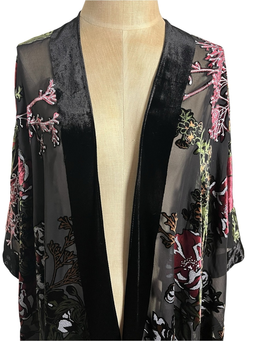 Saachi Ione Velvet Burnout Ruana Black Floral Kimono Jacket Cover Up OS - Picture 4 of 11